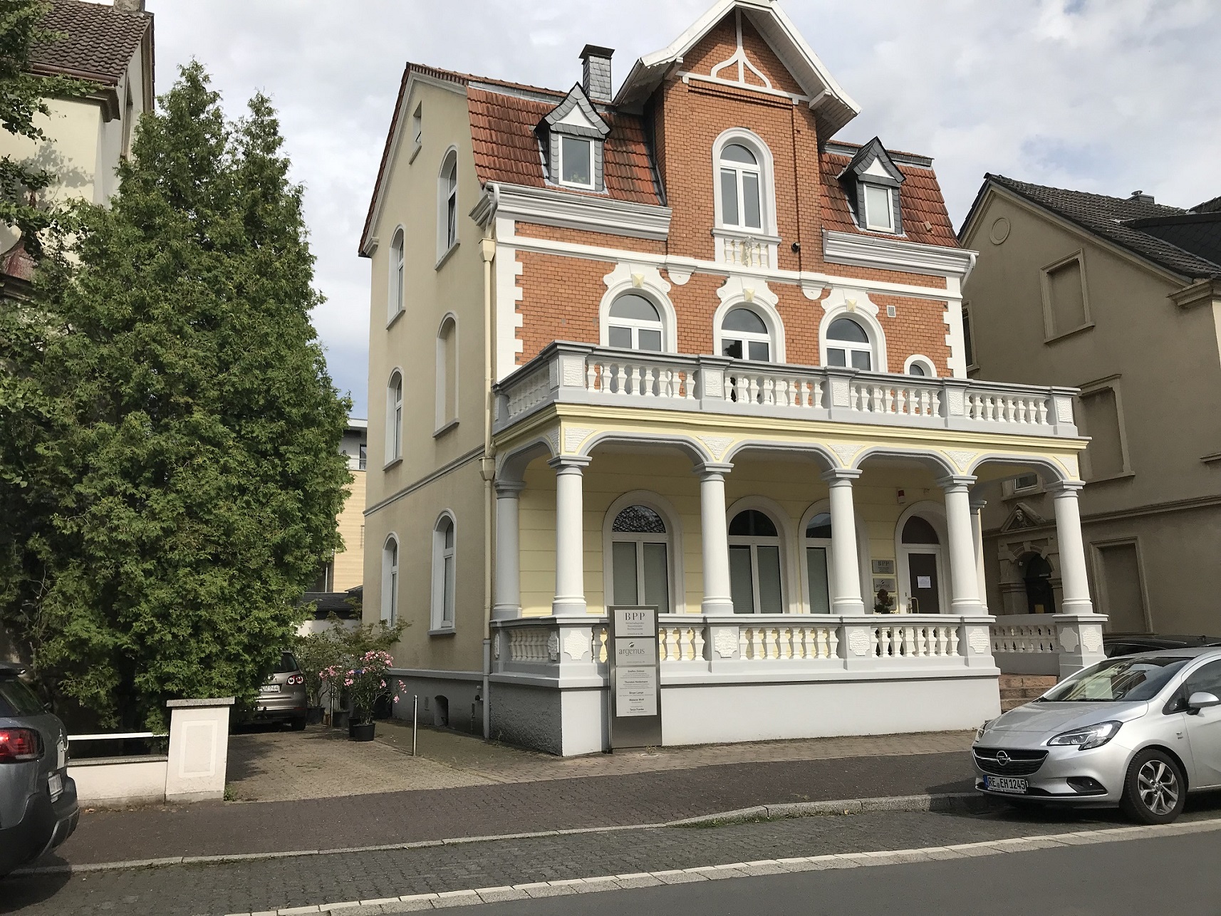 Villa